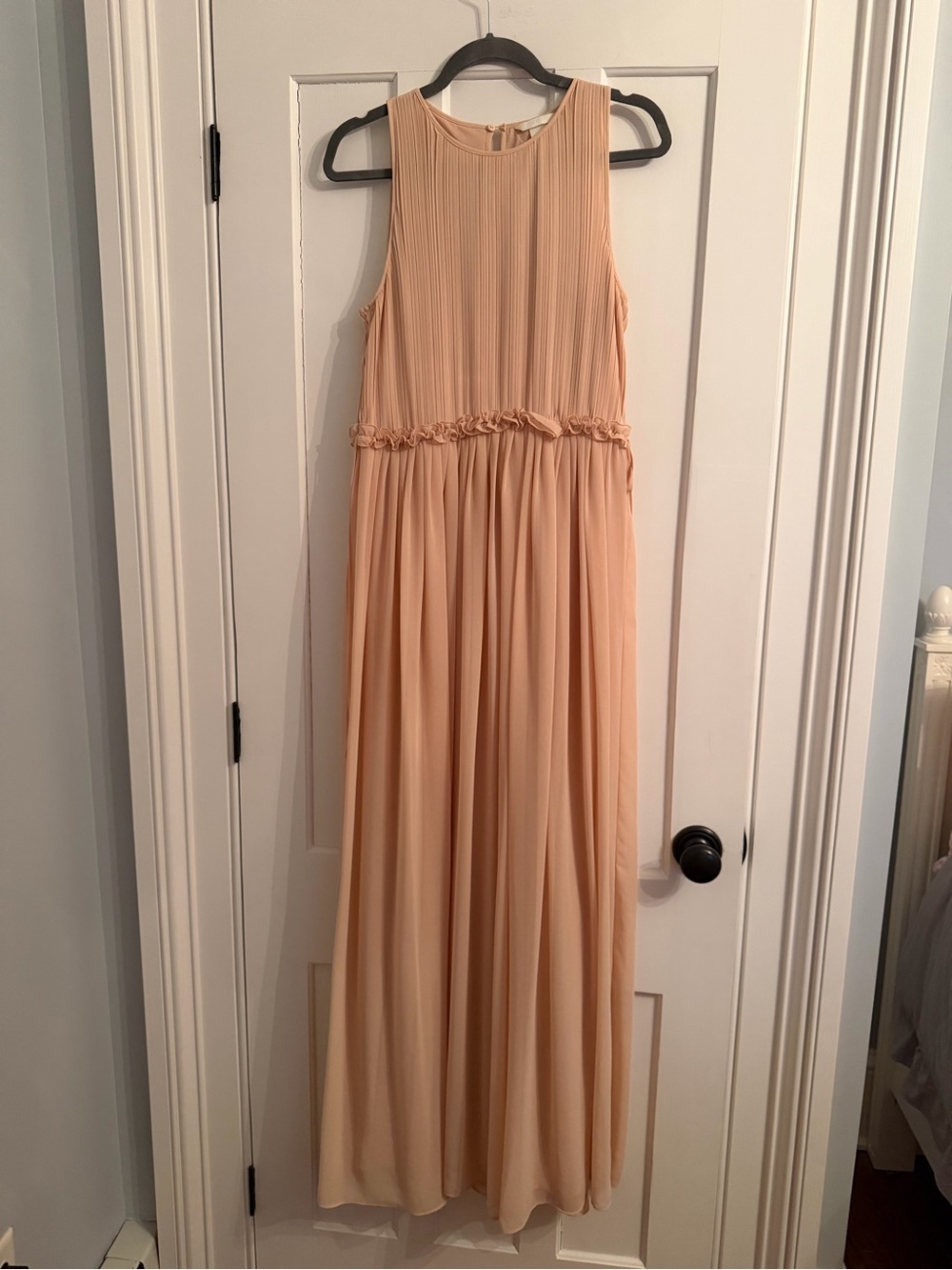 H&M Peach Sleeveless Pleated Chiffon Maxi Dress